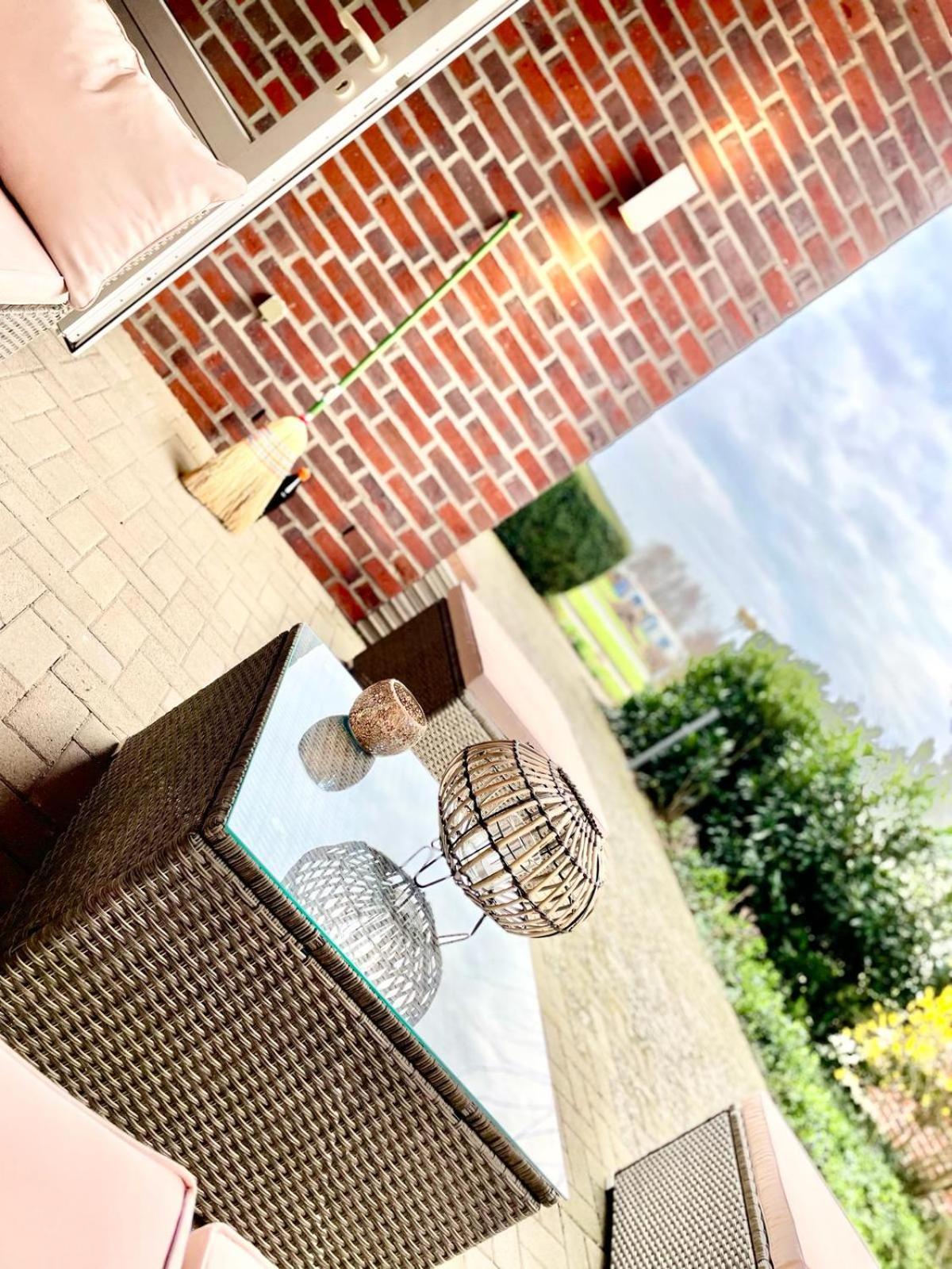 Seeliebe, 300 Meter Zum Wasser, Mit Terrasse Und Garten Lembruch Exterior foto